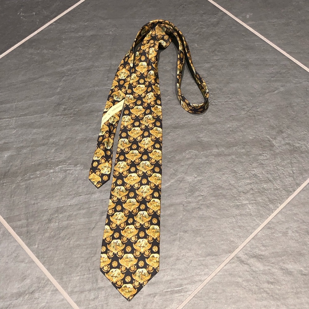 Men’s Valentino Neck Tie